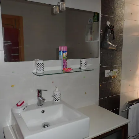 Guest house Alojamento Ribeira D' Ilhas Mafra